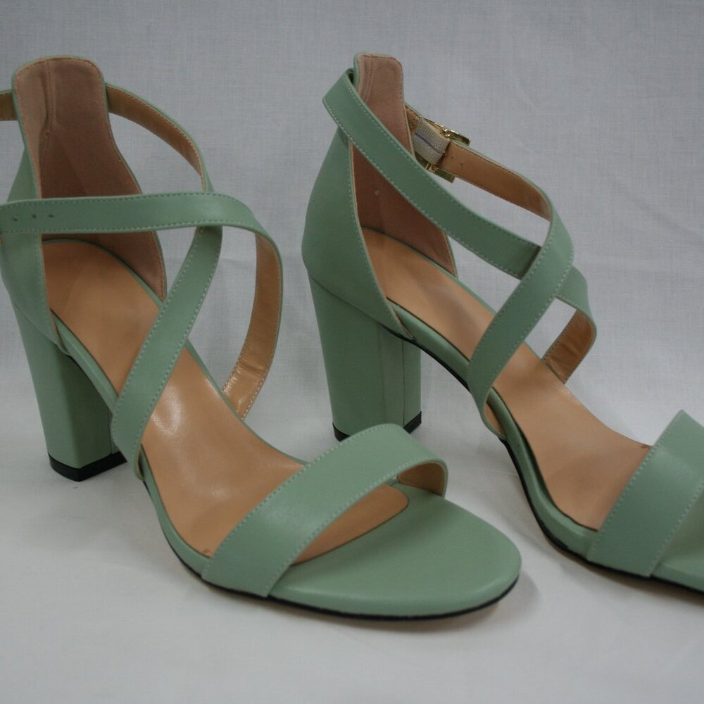 Women Green In Strappy Block Heels Comfy Sandals Open Toe Chunky Size 8
